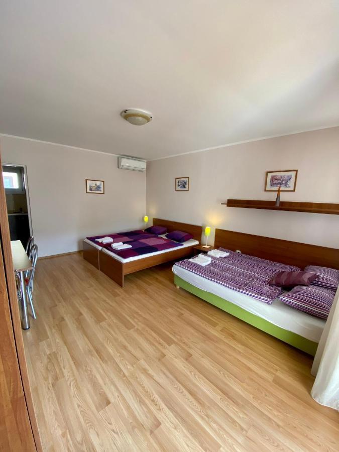 Apartmanovy Dom Flora Veľký Meder Eksteriør bilde
